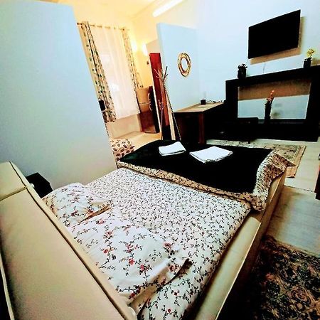 Studios Republicii Брашов Экстерьер фото