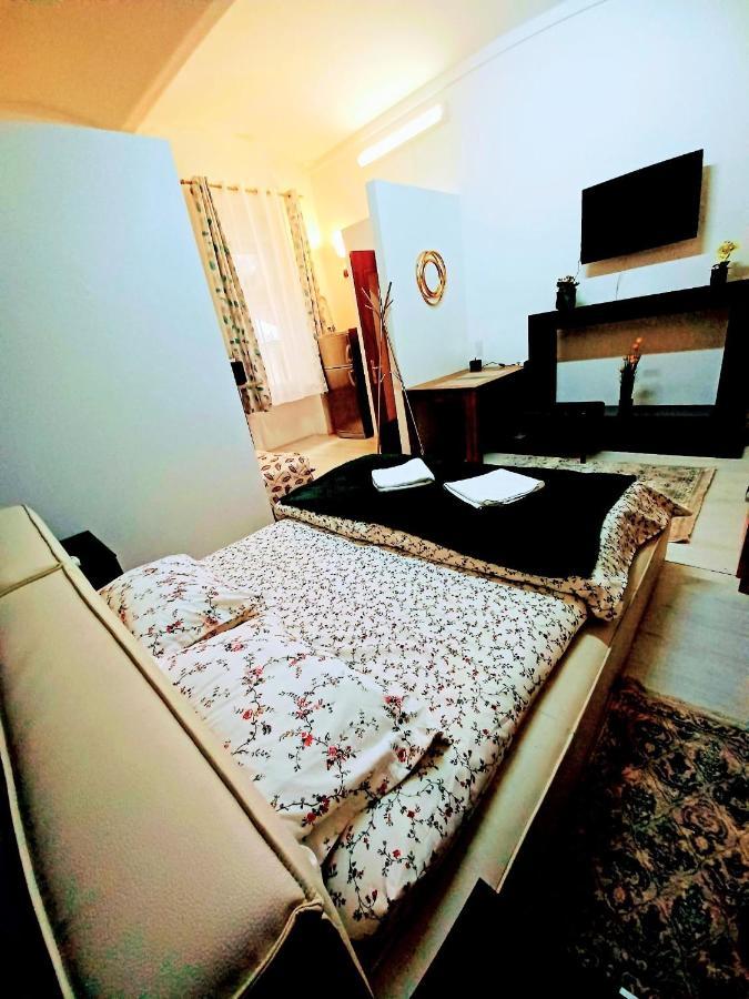 Studios Republicii Брашов Экстерьер фото